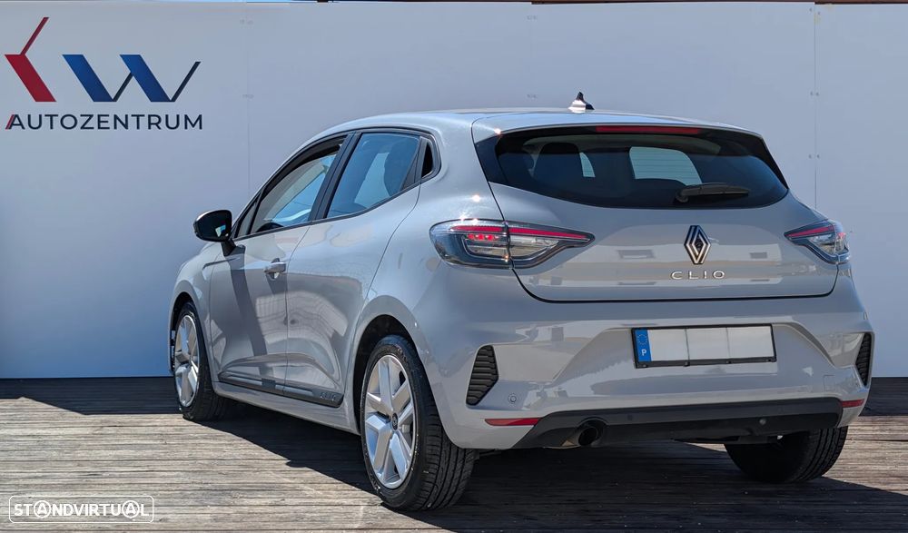 Renault Clio TCe 90 EVOLUTION - 4