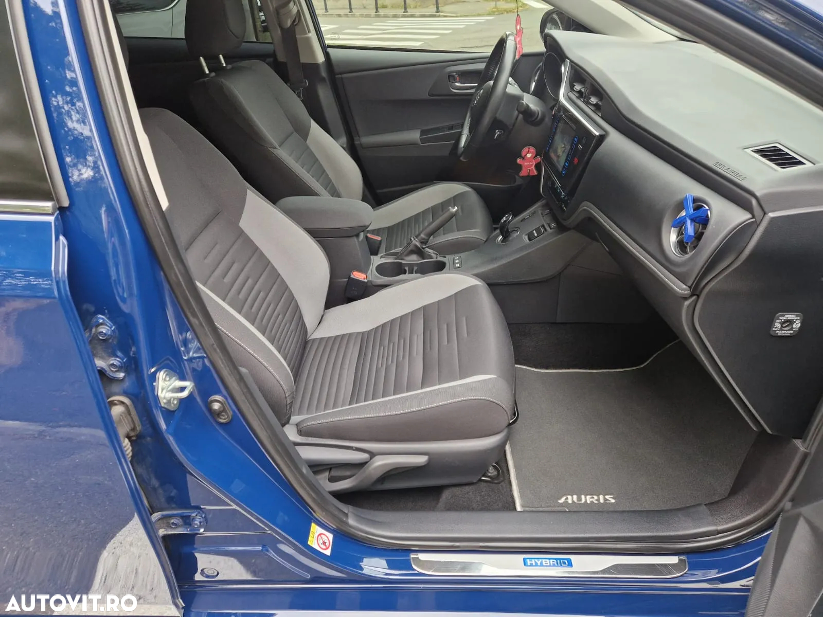Toyota Auris - 24