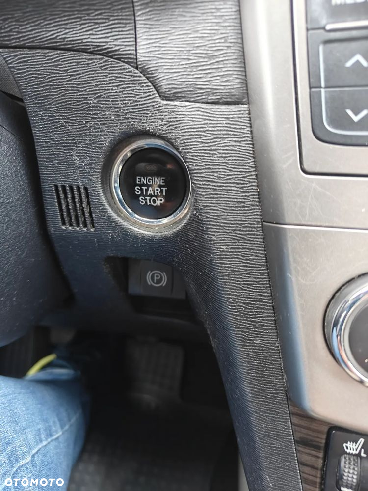 Toyota Avensis 1.8 Premium - 23