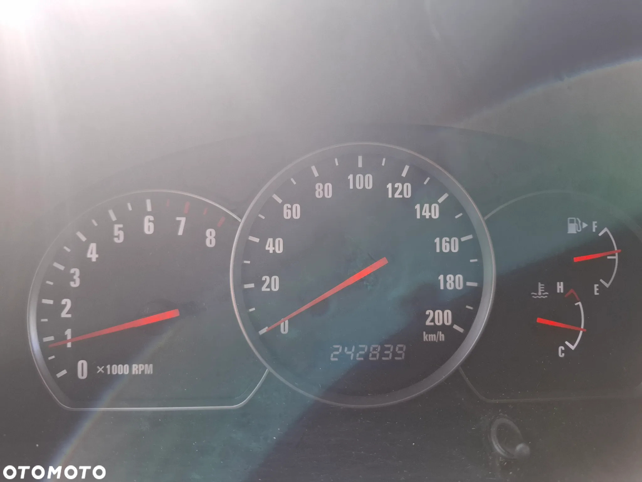 Suzuki Grand Vitara 2.0 - 22