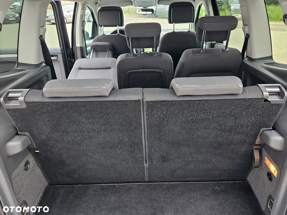 Volkswagen Touran 2.0 TDI DPF DSG Life - 19