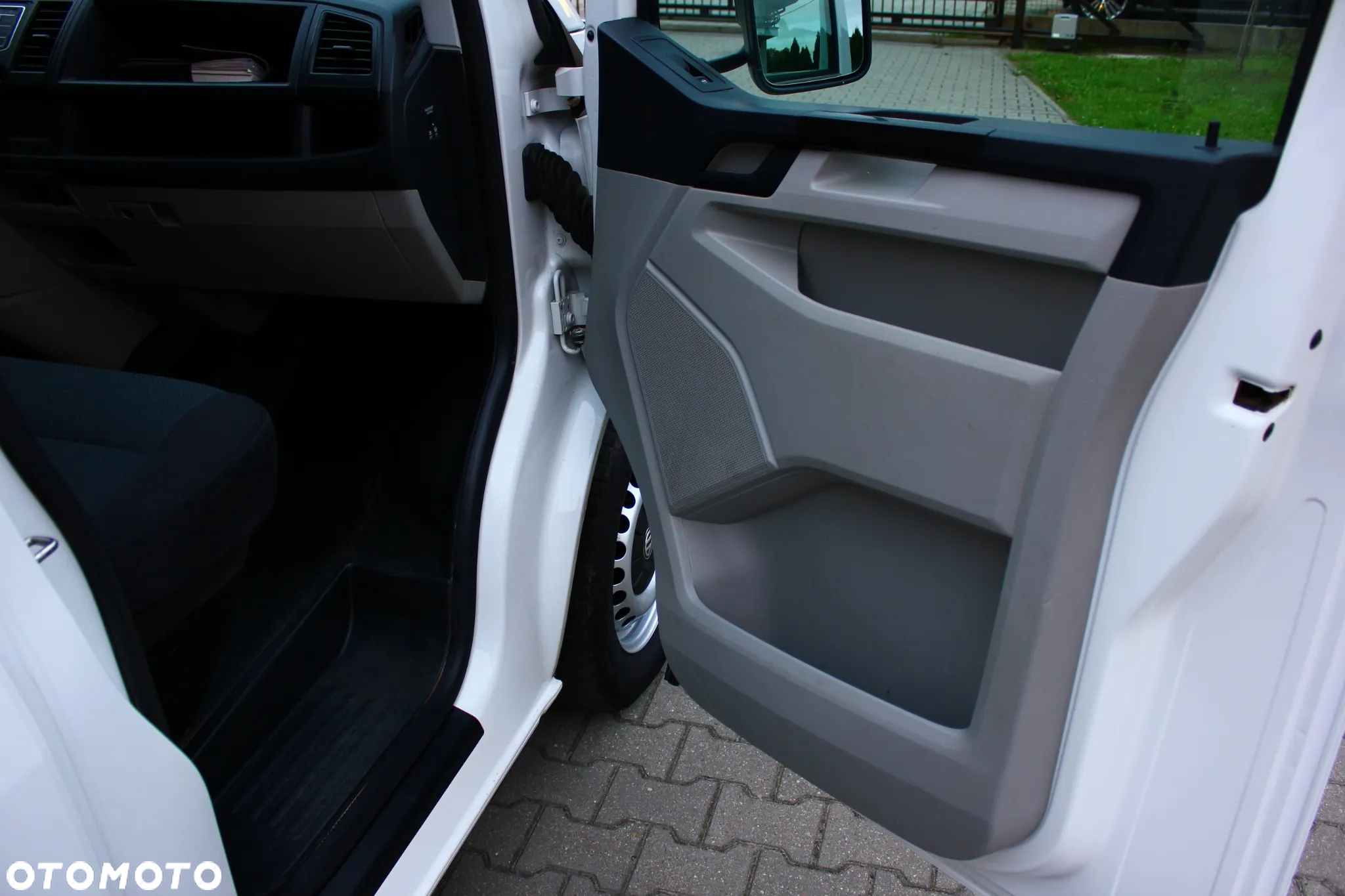 Volkswagen Transporter T6 2.0 TDI 102KM DOKA BRYGADÓWKA 6 OSÓB FV23% - 34