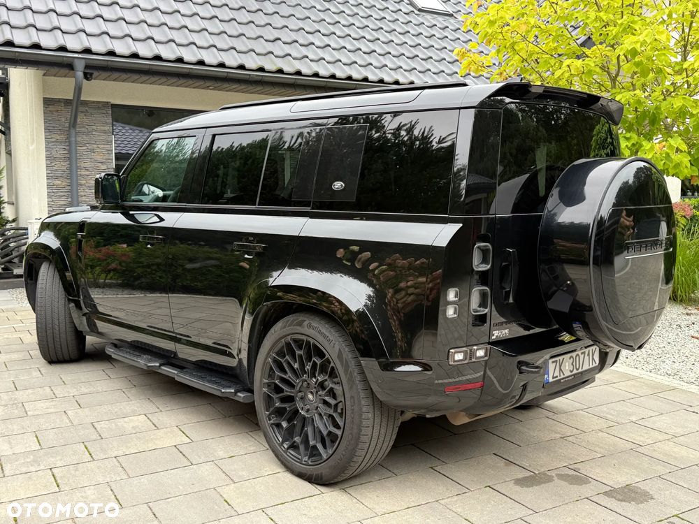 Land Rover Defender 3.0 D250 mHEV X-Dynamic SE - 4