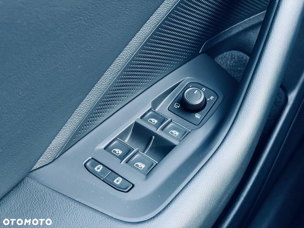Volkswagen Passat - 35