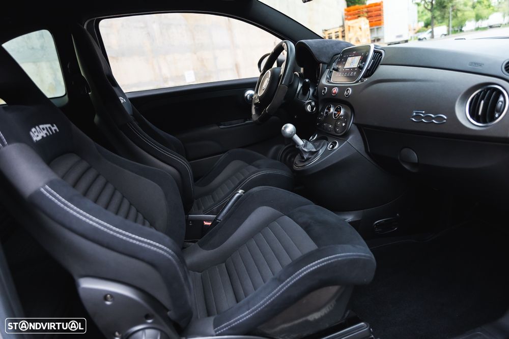 Abarth 595 1.4 T-Jet Competizione - 12