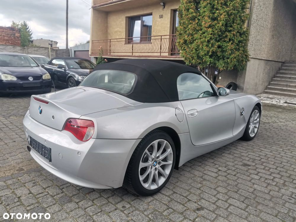 BMW Z4 2.0i - 6