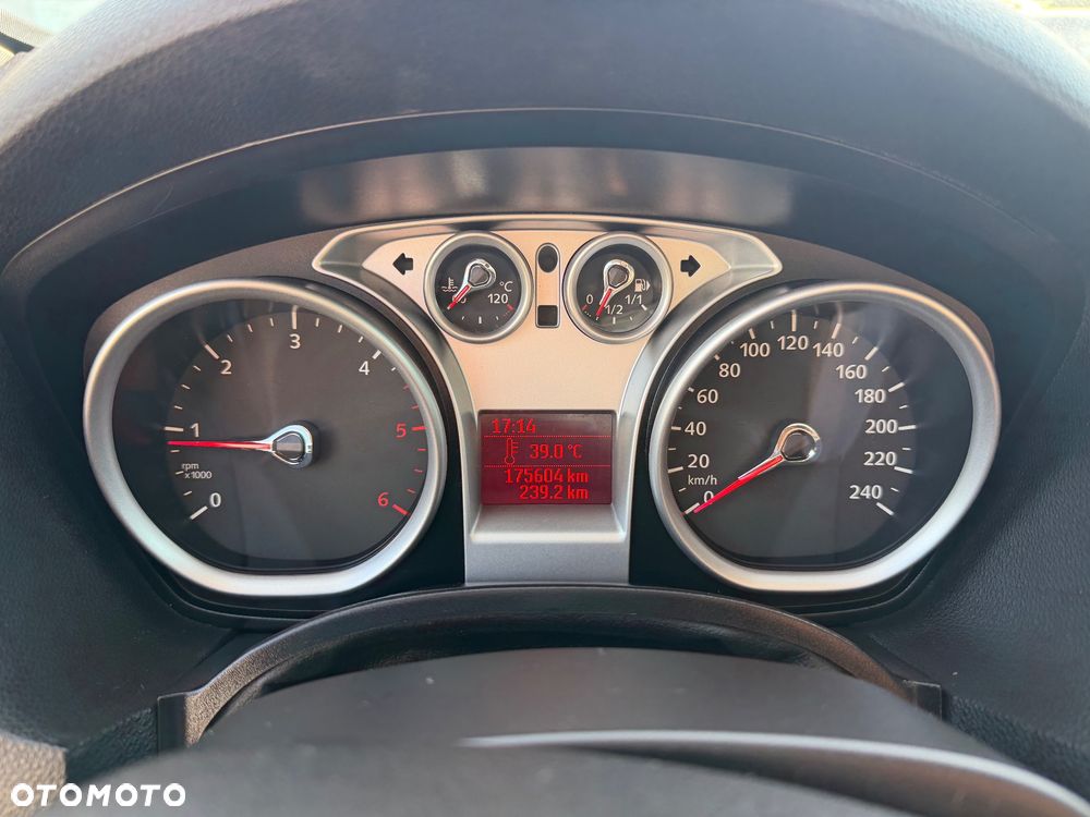 Ford Kuga 2.0 TDCi 2x4 Trend - 19