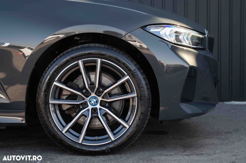 BMW Seria 3 320e Aut. - 25