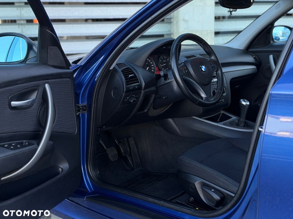 BMW Seria 1 116i - 10