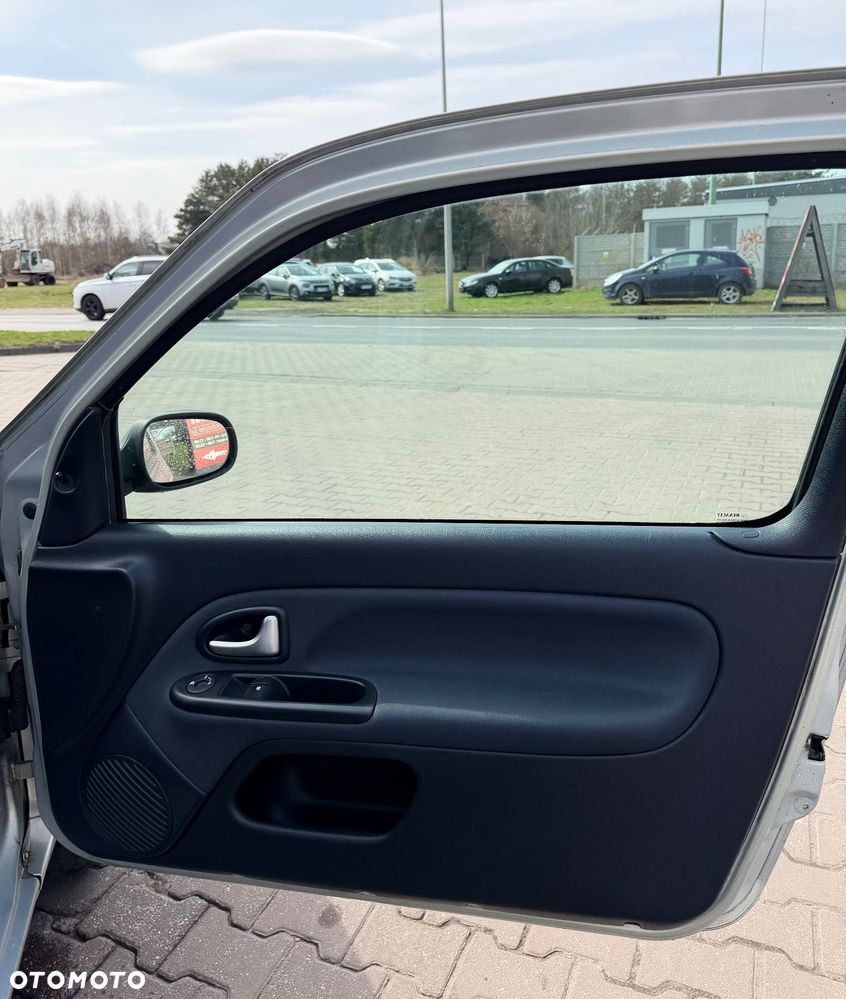 Renault Clio 1.2i RT 16V - 15