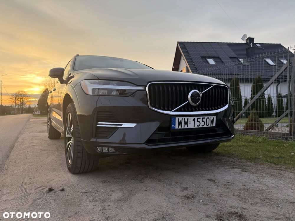 Volvo XC 60 B5 B AWD Momentum - 3