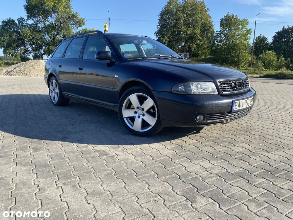 Audi A4 Avant - 1