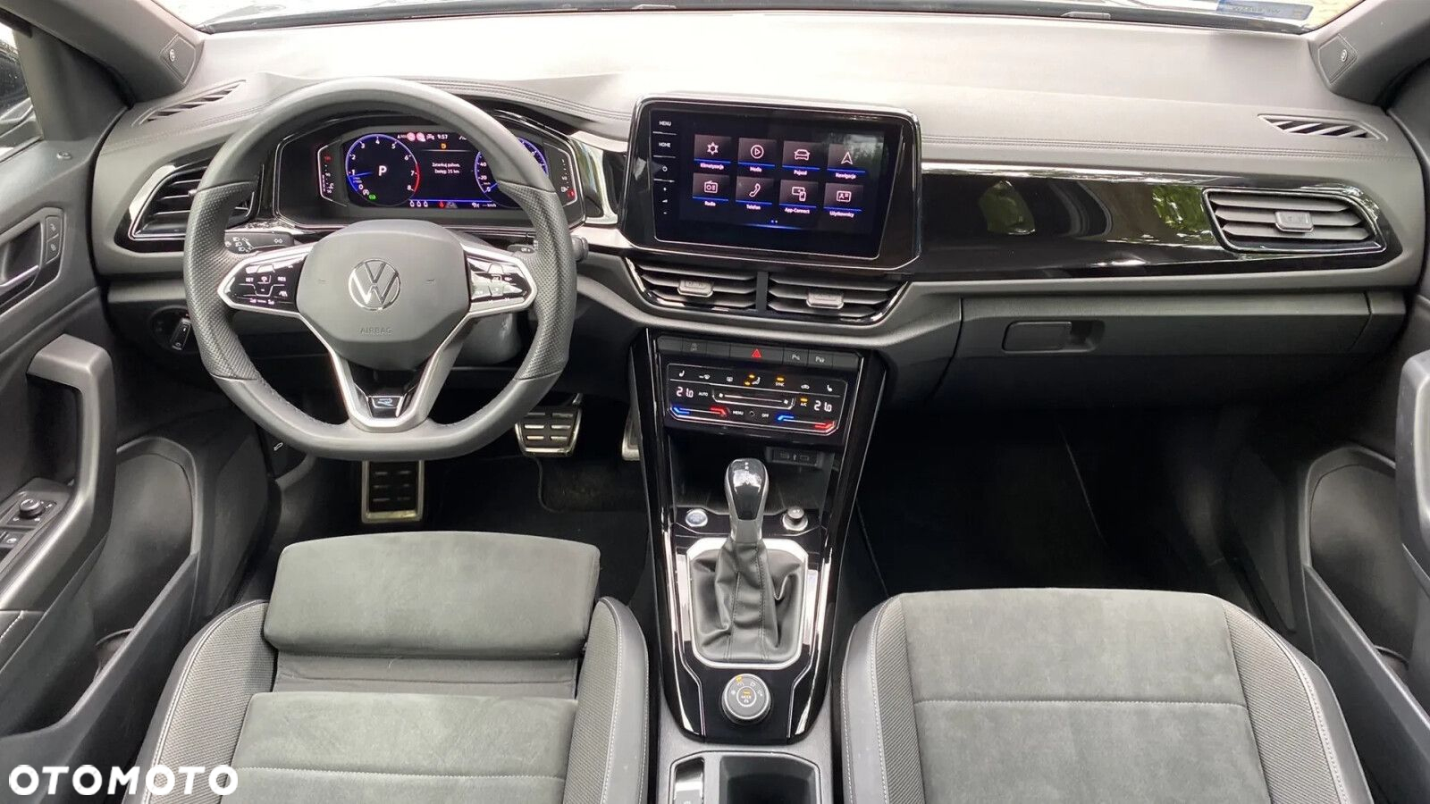 Volkswagen T-Roc - 18