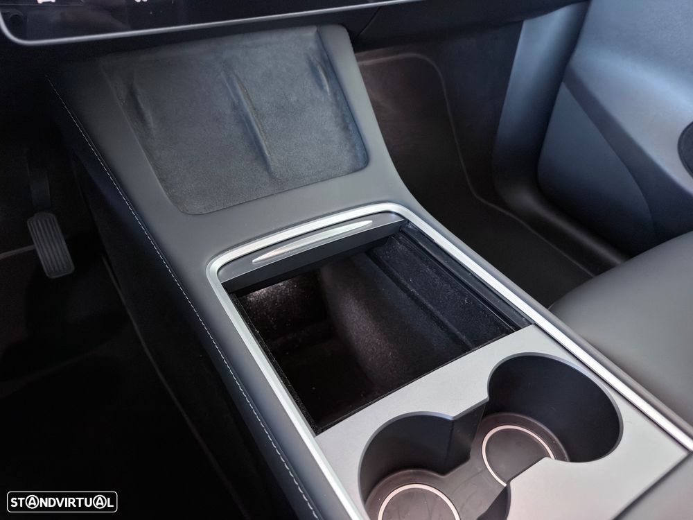 Tesla Model Y Tração Traseira - 19