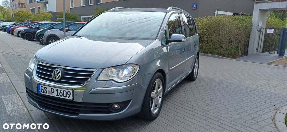 Volkswagen Touran 1.4 TSI Comfortline - 1