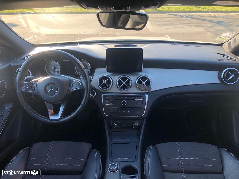 Mercedes-Benz CLA 200 CDI Urban Aut. - 11