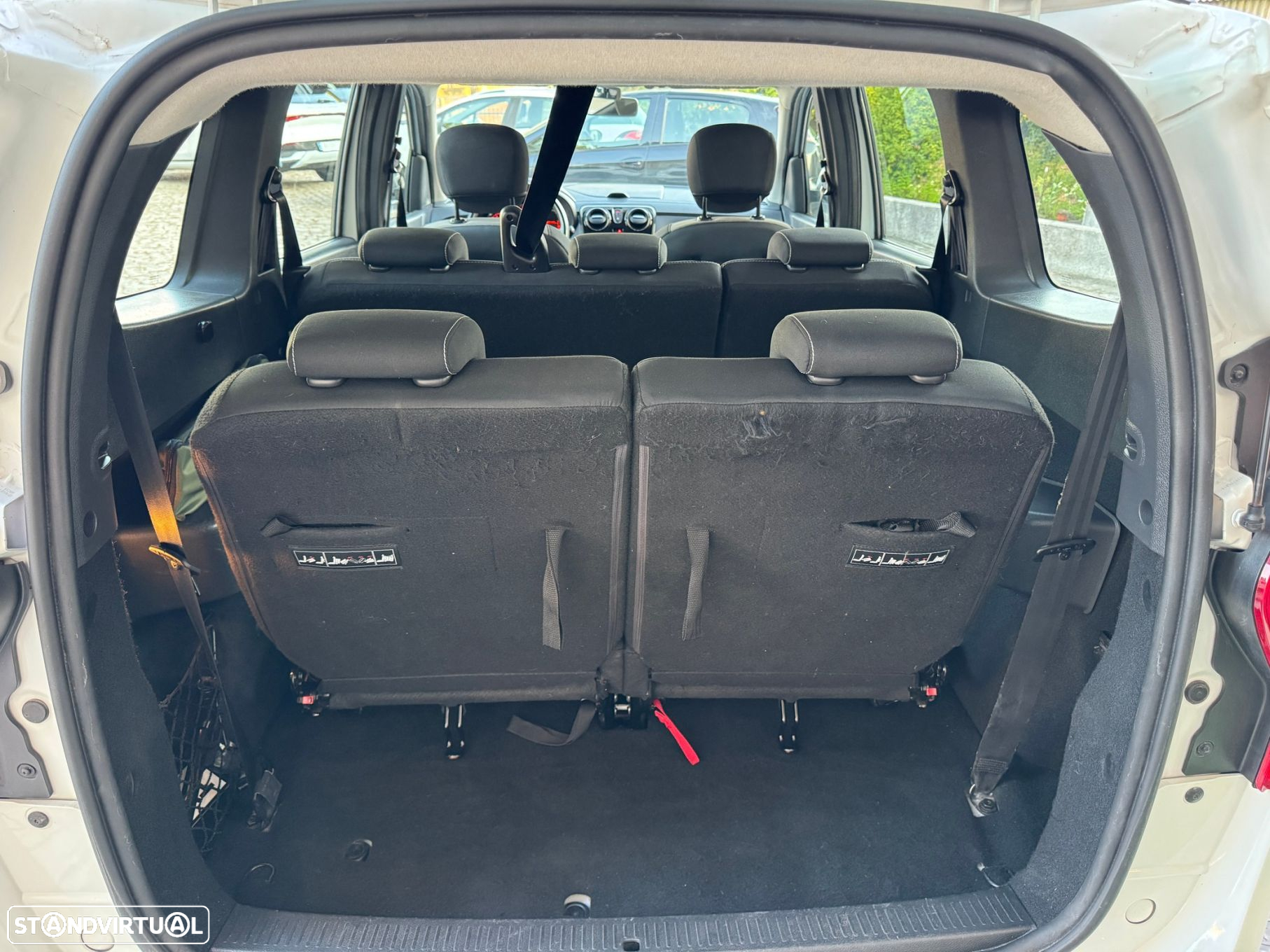 Dacia Lodgy 1.5 Blue dCi Stepway 7L - 20