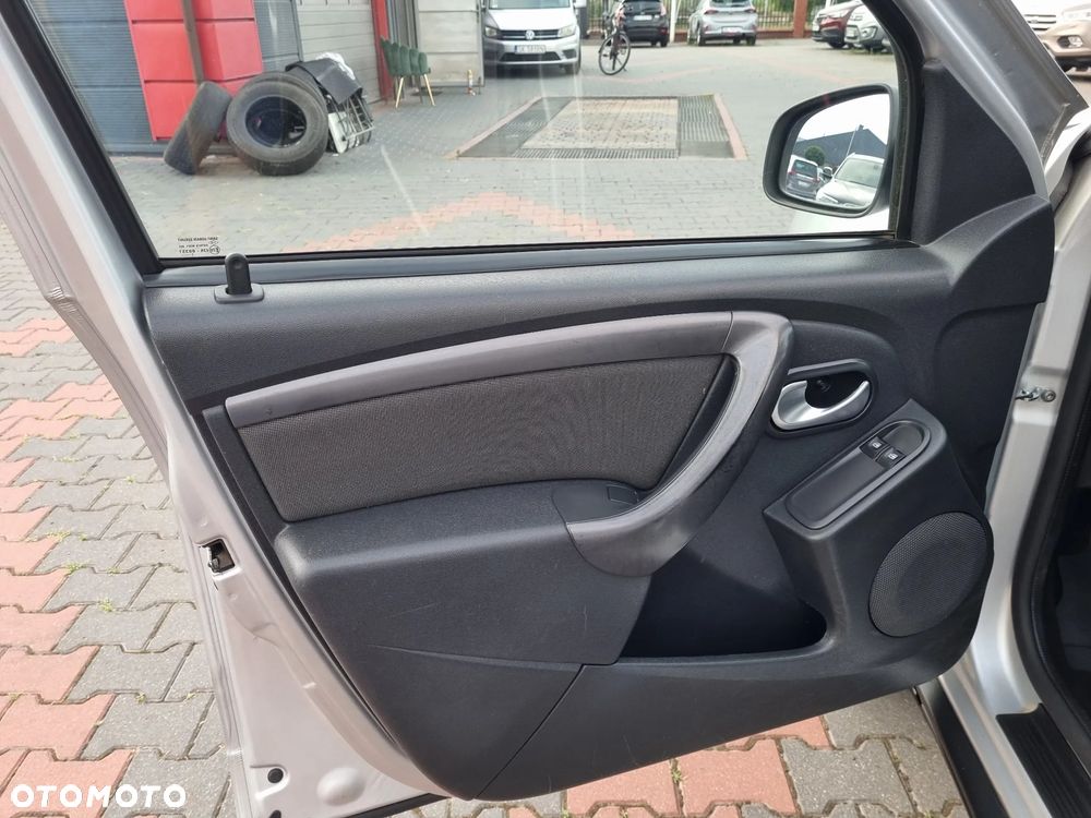 Dacia Duster 1.6 SCe Outdoor 4x4 S&S - 10