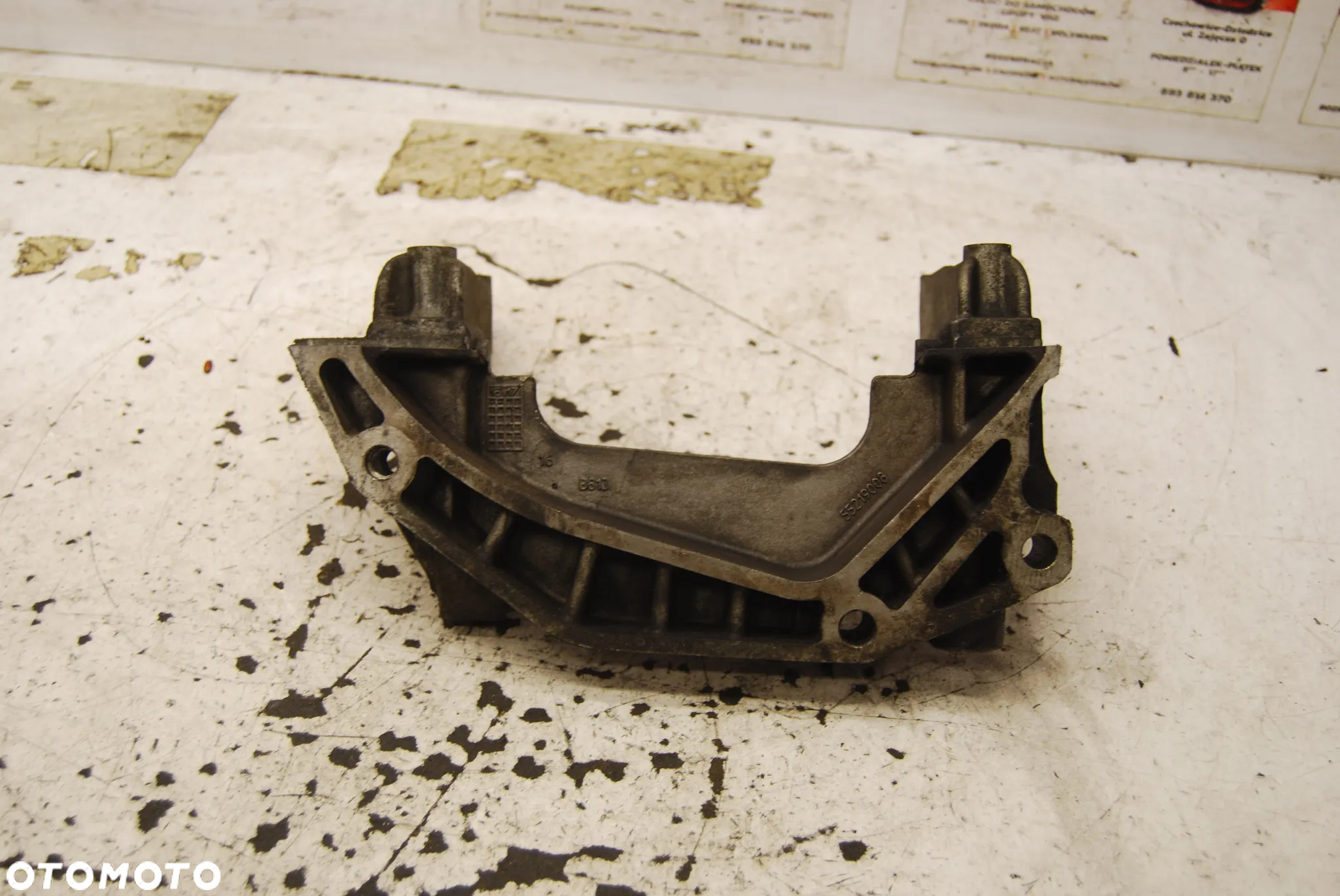 ŁAPA WSPORNIK SILNIKA 55219008 1.3 JTD ALFA ROMEO FIAT DOBLO - 3