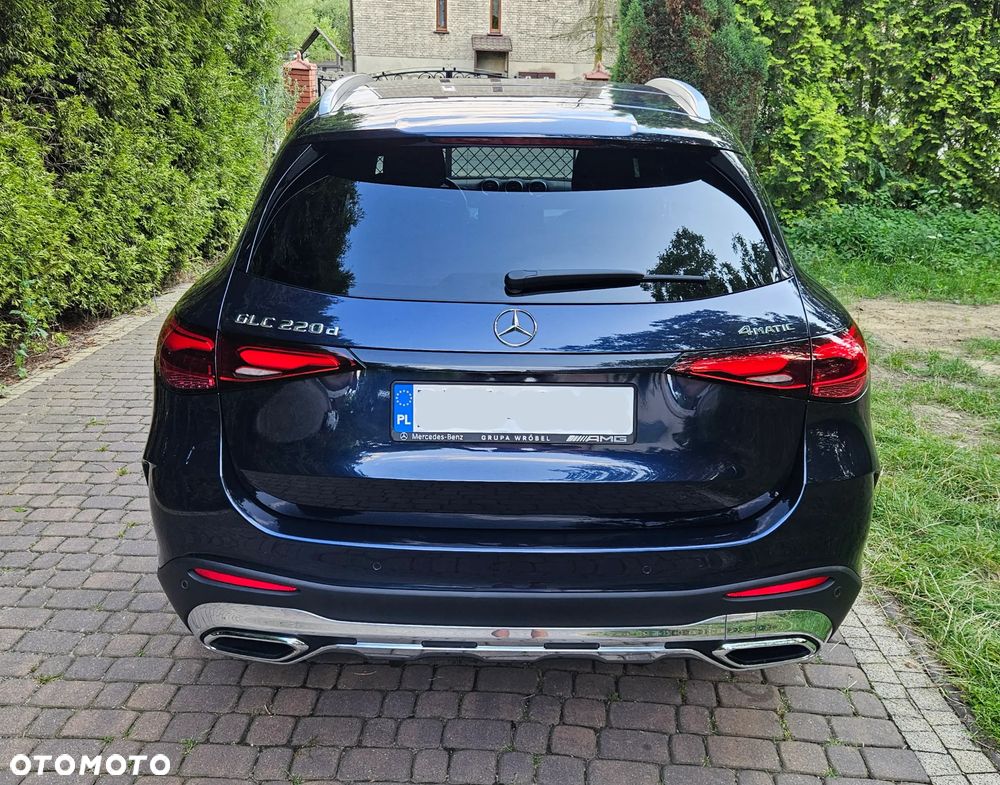 Mercedes-Benz GLC 220 d mHEV 4-Matic AMG Line - 11