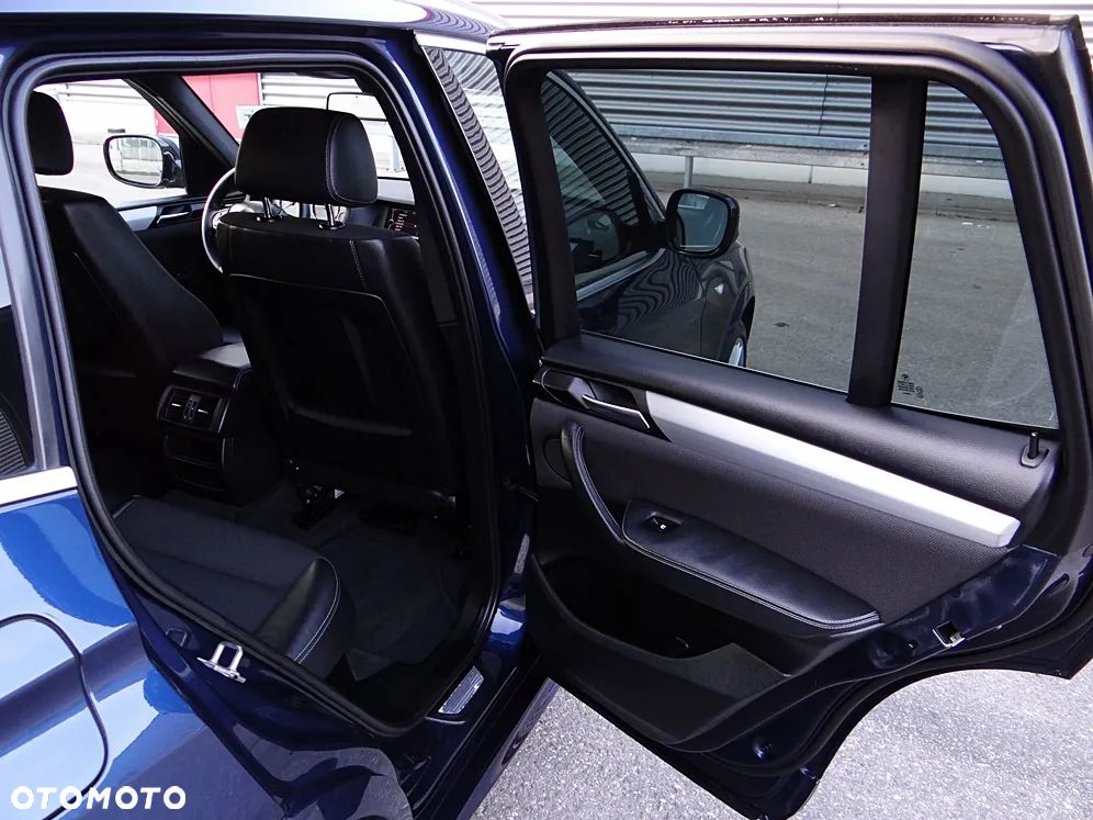 BMW X3 20d xDrive - 38