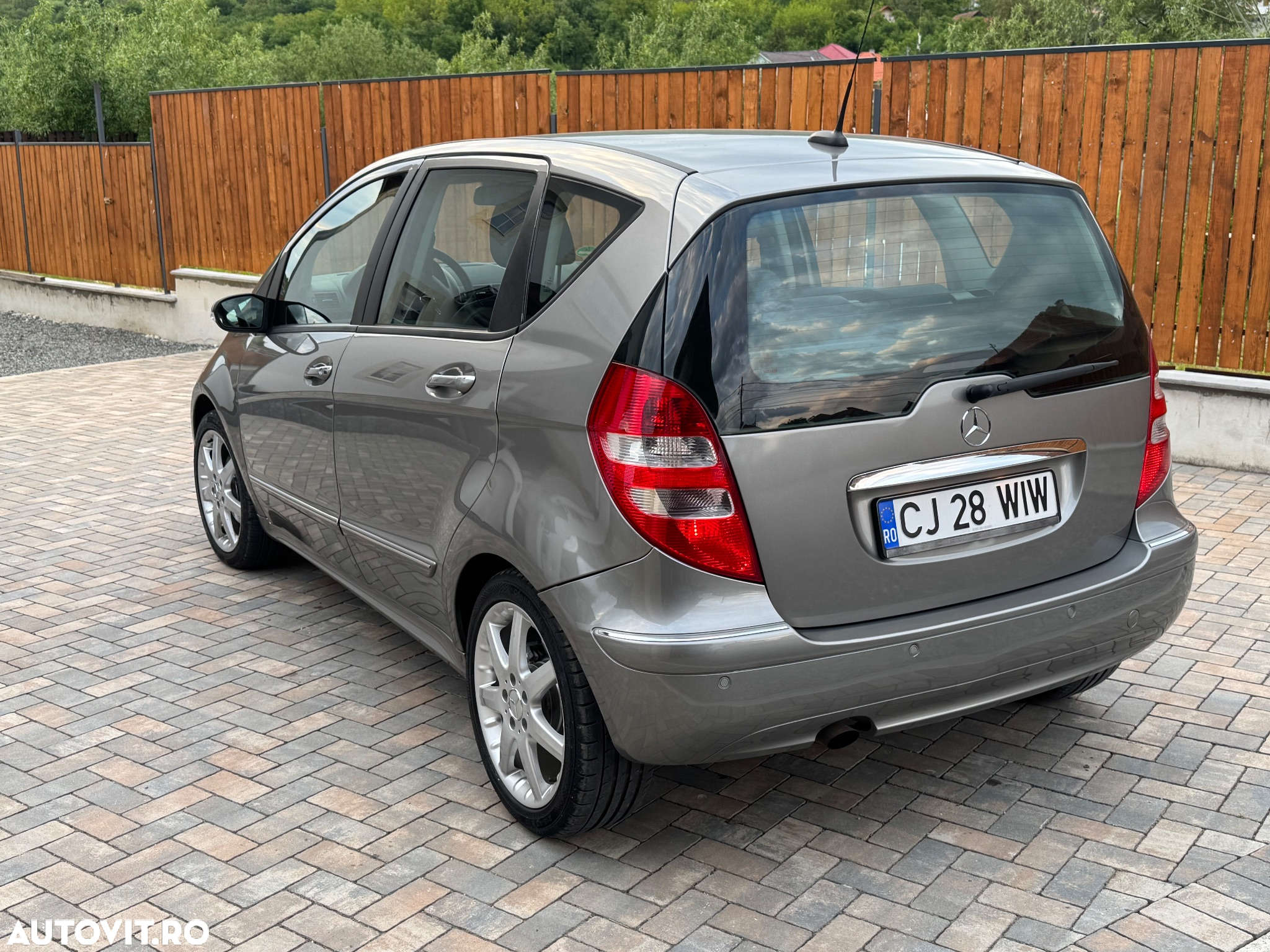 Mercedes-Benz A 170 Autotronic Avantgarde - 2