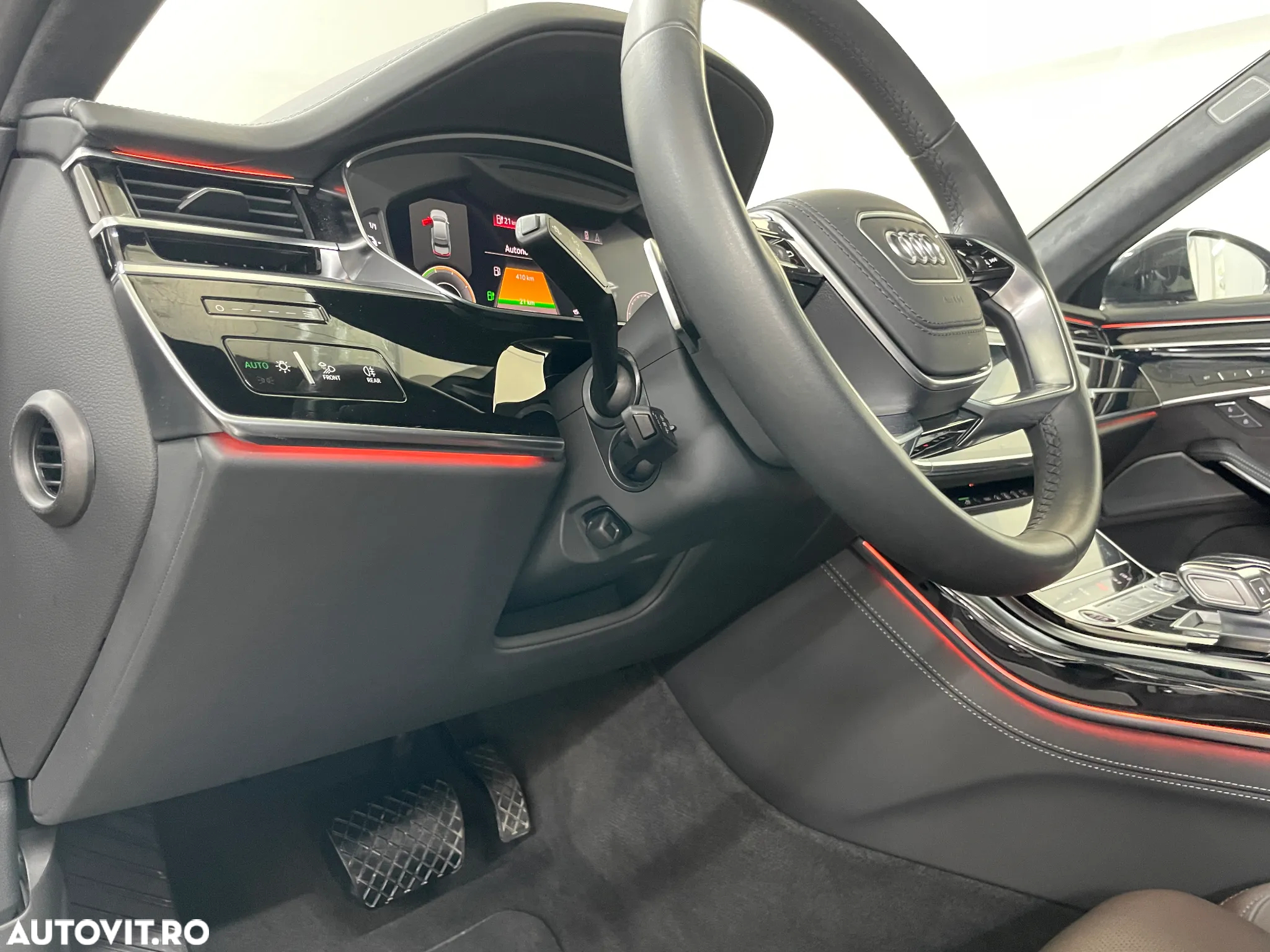 Audi A8 A8L 60 TFSI e quattro Tiptronic PHEV - 35