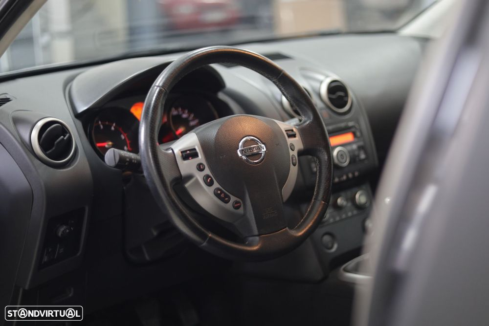 Nissan Qashqai 1.5 dCi Tekna Sport 17 - 16