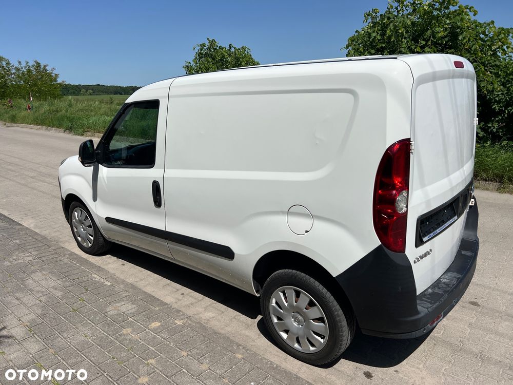 Opel Combo - 16