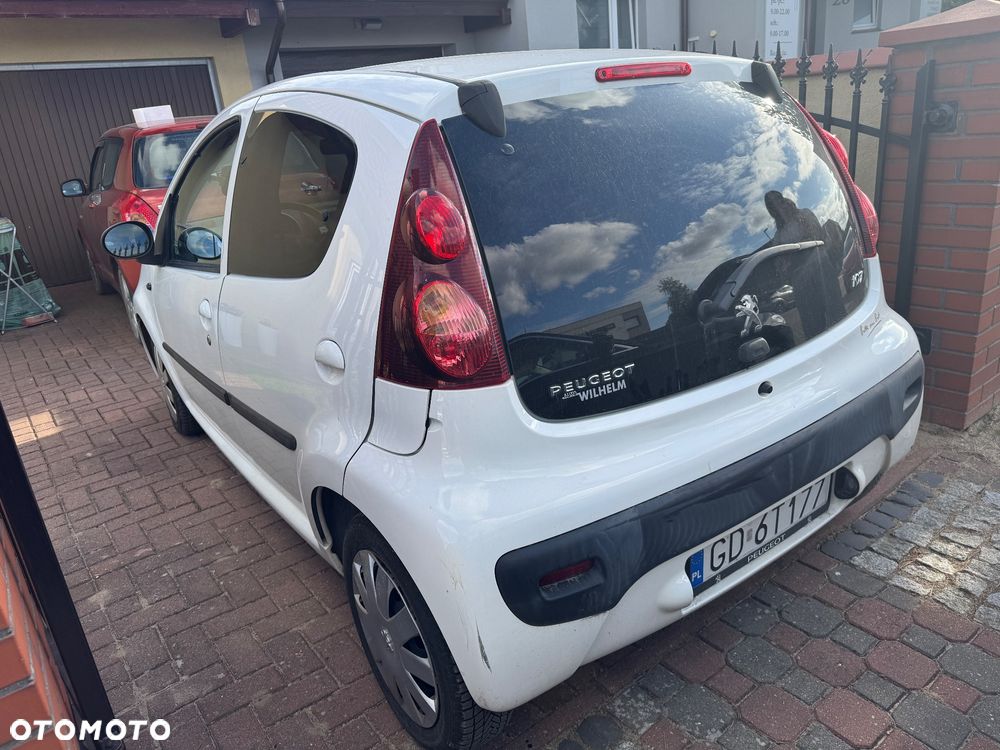 Peugeot 107 1.0 Happy - 8