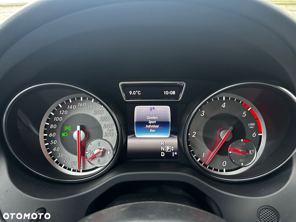 Mercedes-Benz CLA 220 (CDI) d 4Matic 7G-DCT Urban - 31