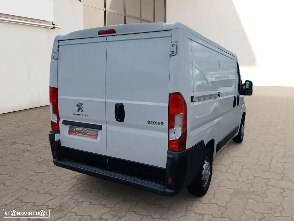 Peugeot BOXER 2.0 Blue-Hdi L1H1 *GPS/Ac/ IVA DEDUTÍVEL - 2