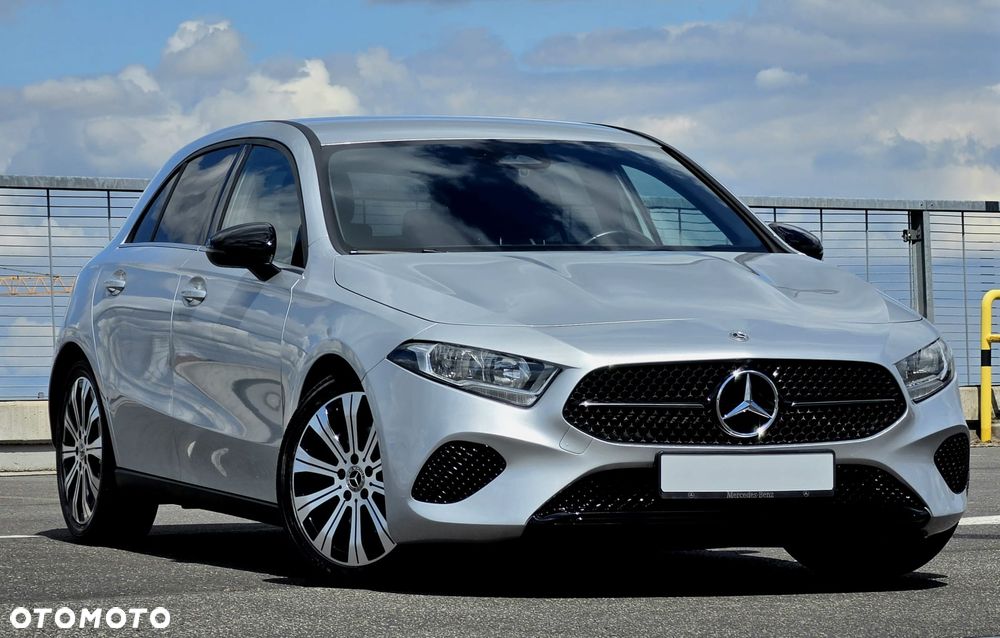 Mercedes-Benz Klasa A 180 d Progressive 8G-DCT - 4