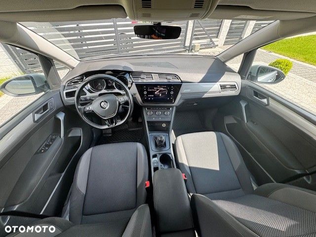 Volkswagen Touran 1.6 TDI BMT SCR Comfortline - 13