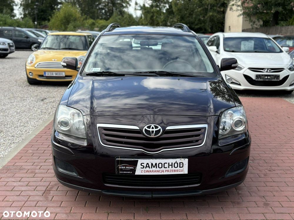 Toyota Avensis - 3