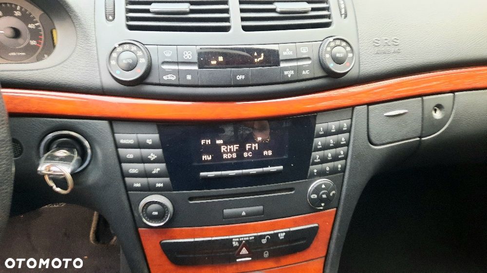 Mercedes-Benz Klasa E 220 CDI Automatik Classic DPF - 12