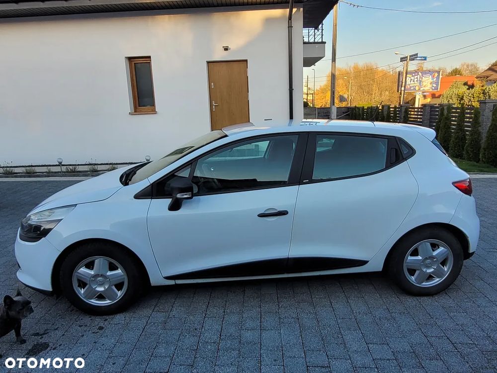 Renault Clio 1.2 16V Authentique - 9
