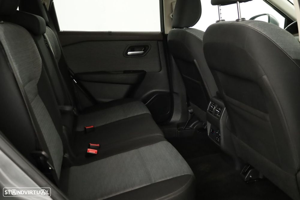 Nissan X-Trail 1.5 VC T N-Connecta 7L - 22