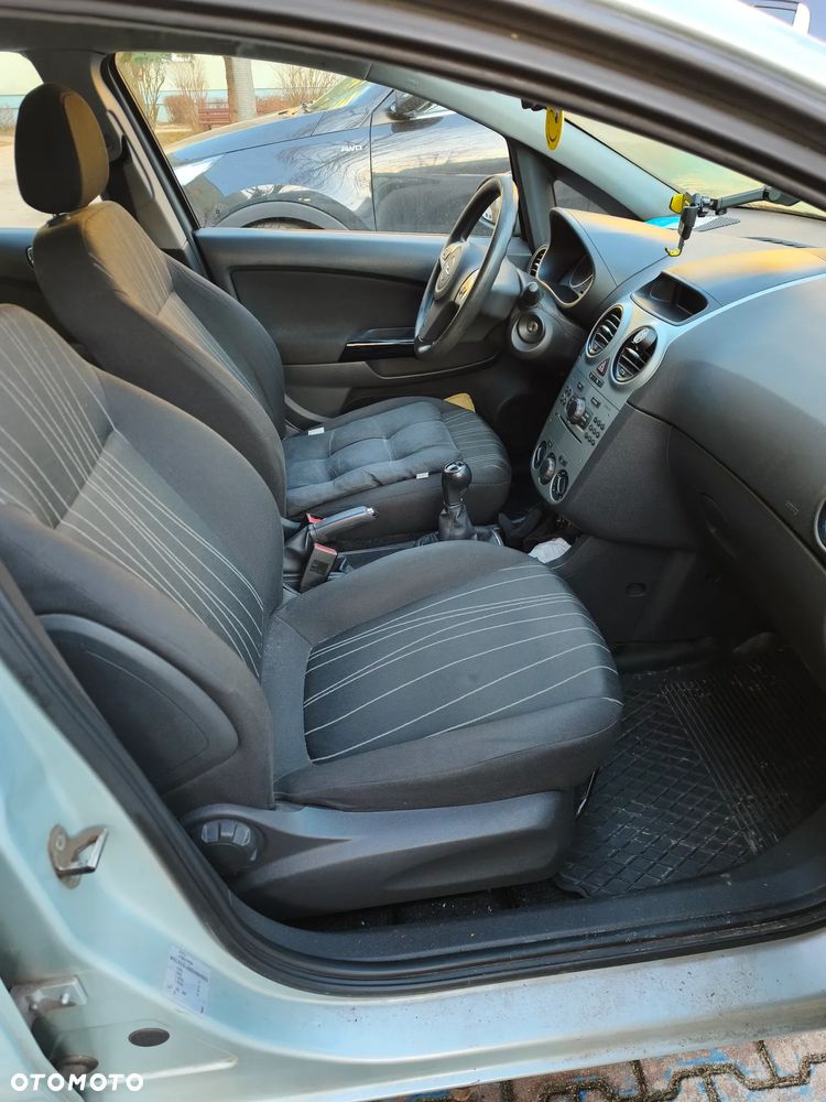 Opel Corsa 1.3 CDTI Enjoy - 17