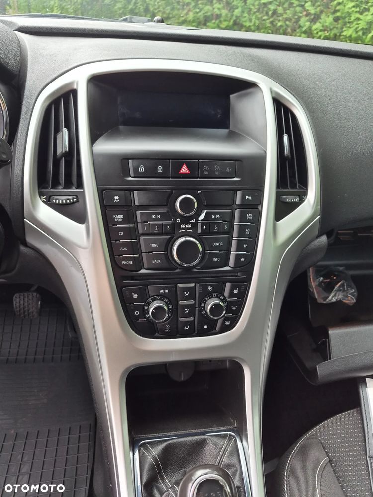 Opel Astra 1.4 Turbo - 26