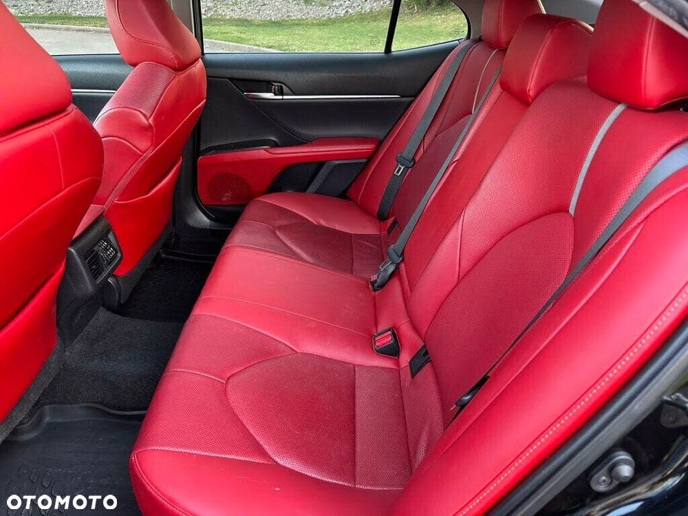 Toyota Camry 2.5 Hybrid Comfort CVT - 13