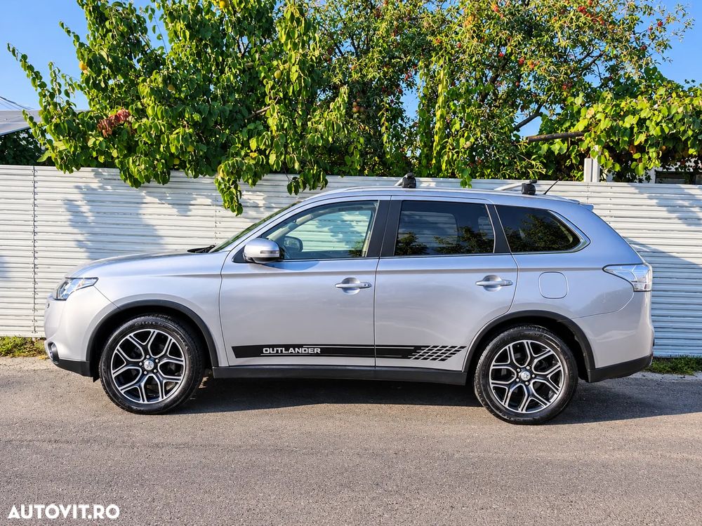 MITSUBISHI Outlander 2015 — imagine 3