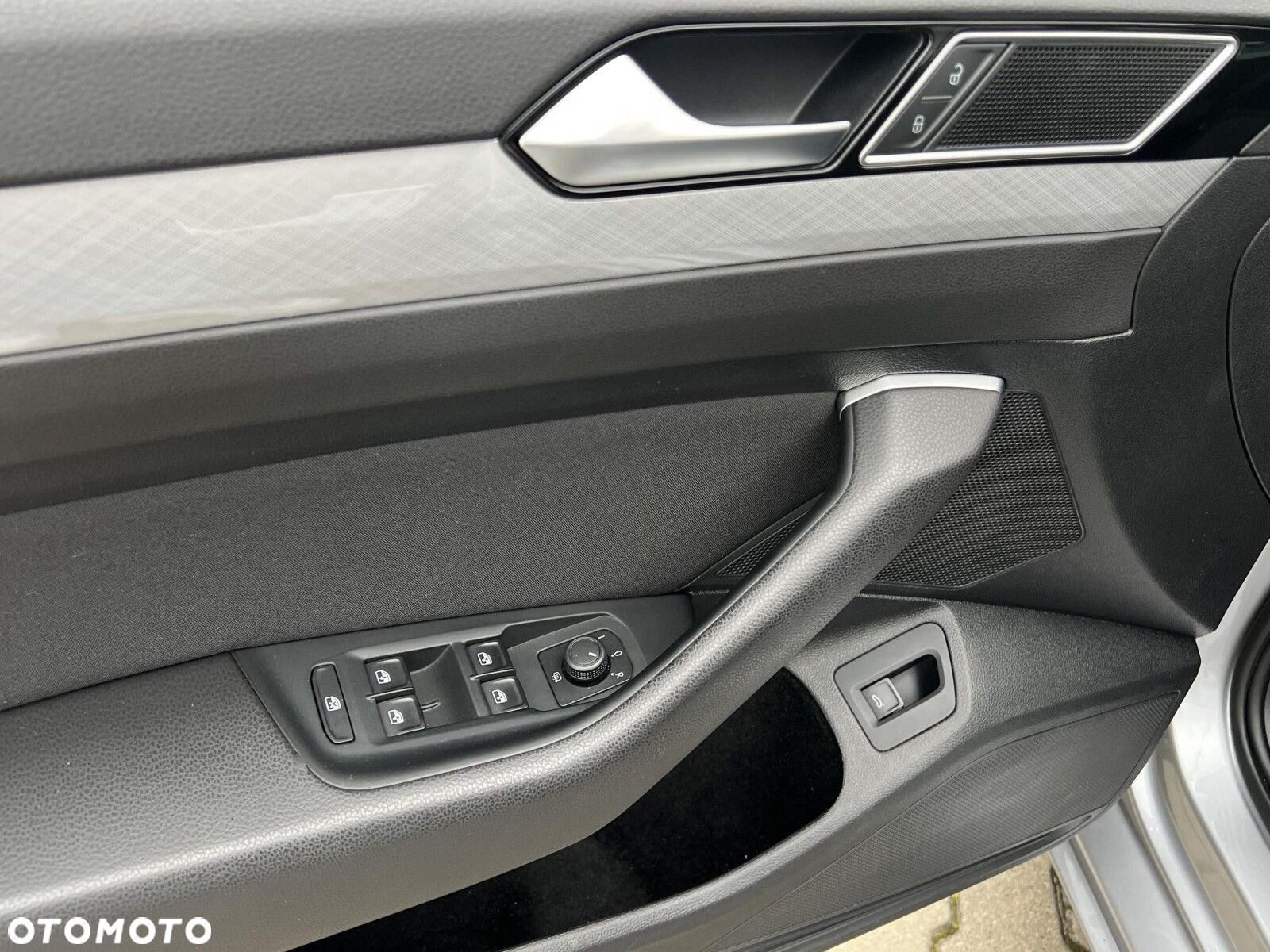 Volkswagen Passat 2.0 TDI EVO Business DSG - 20