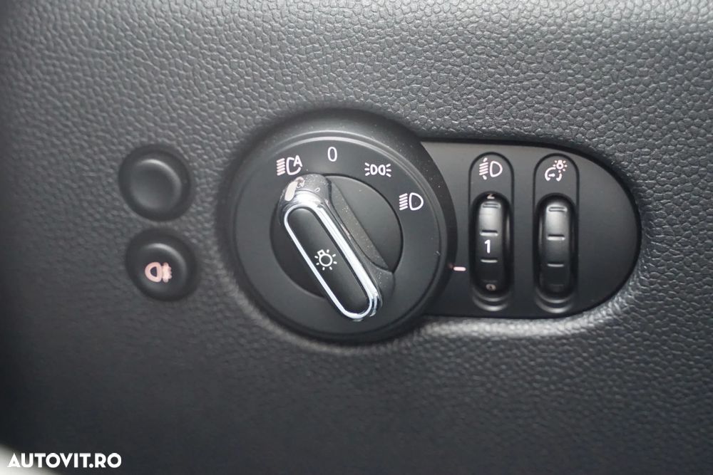 Mini Cooper SE - 16