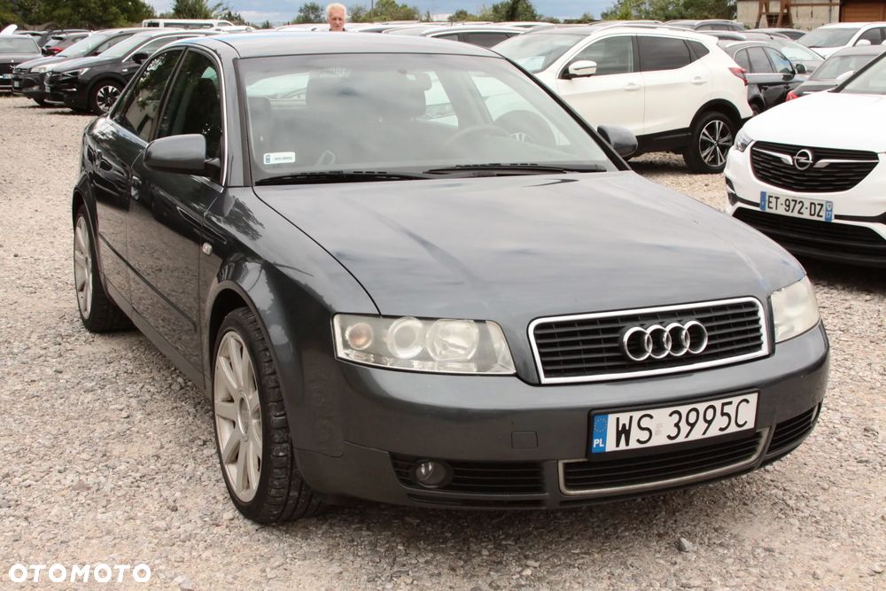 Audi A4 Limousine - 2