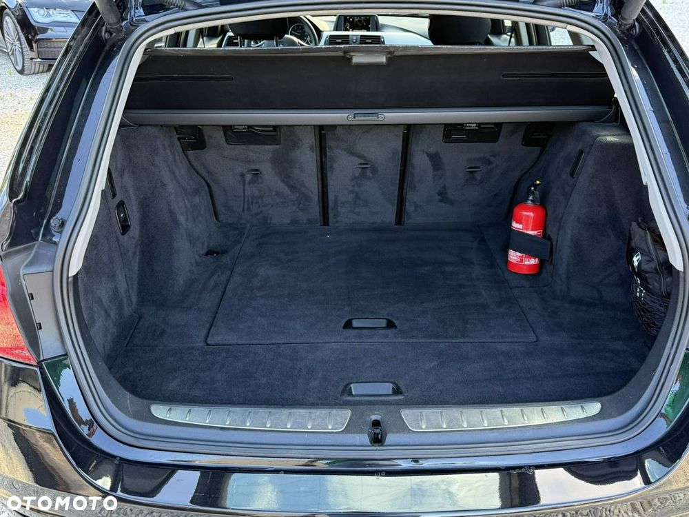BMW Seria 3 320d - 15