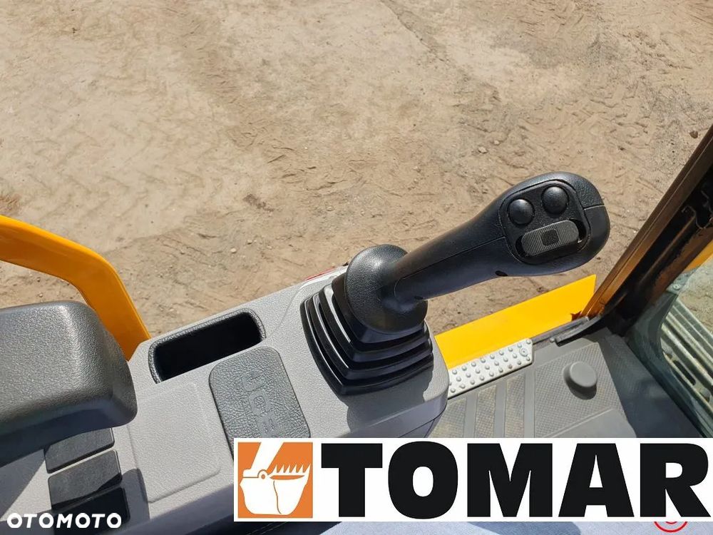 JCB 220x js220 - 28