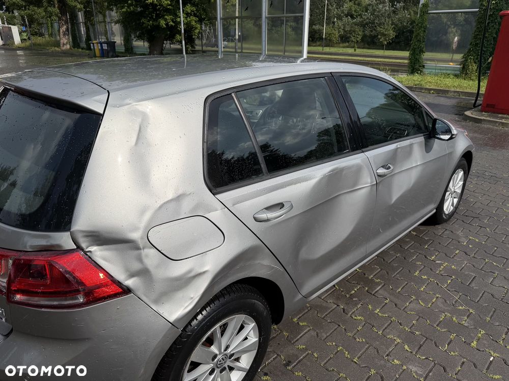 Volkswagen Golf 1.2 TSI BMT Trendline - 22