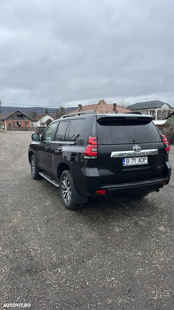 Toyota Land Cruiser 2.8l D-4D 204 CP A/T 7 locuri Luxury AVS - 4