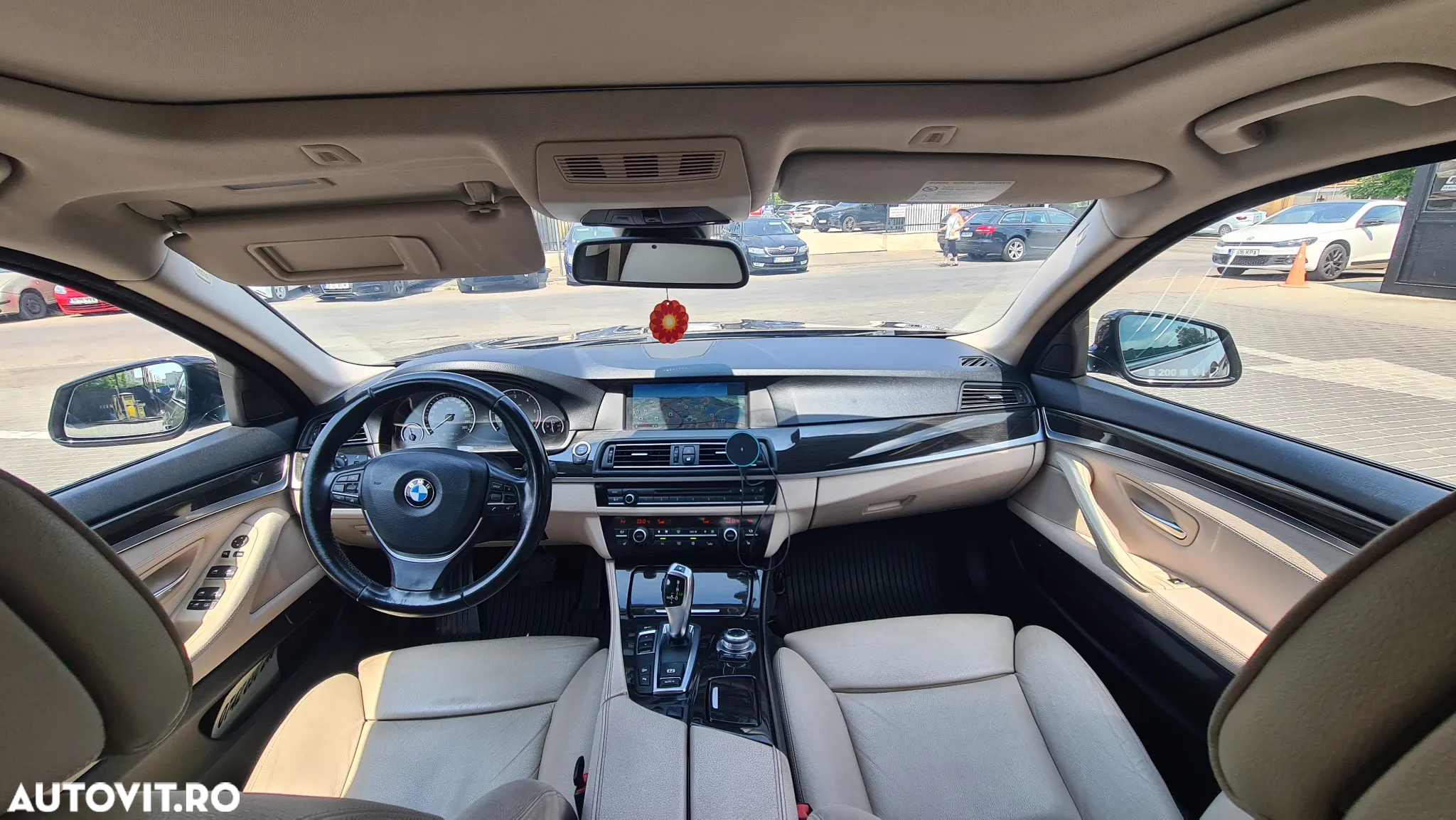BMW Seria 5 530d xDrive - 11